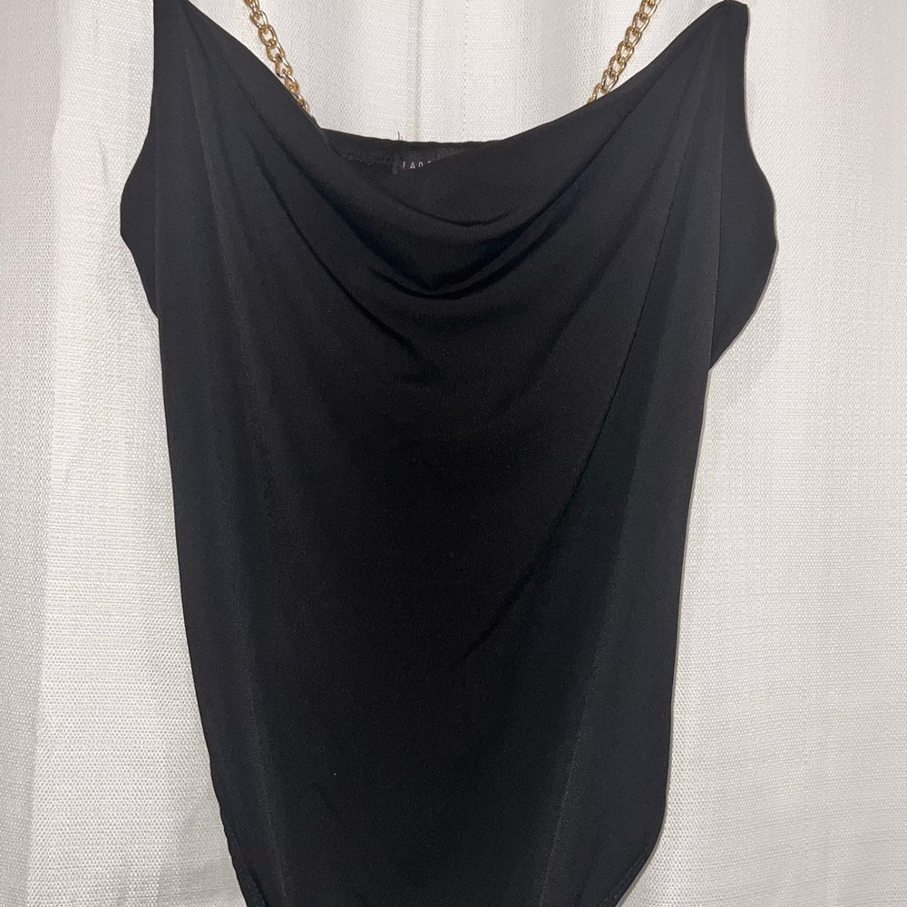 Elegant Black Chain Strap Women's Top